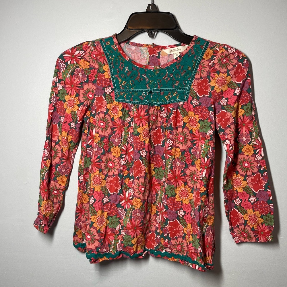 Matilda Jane size 8! Adorable top for Spring!!
